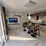 Oasis *
