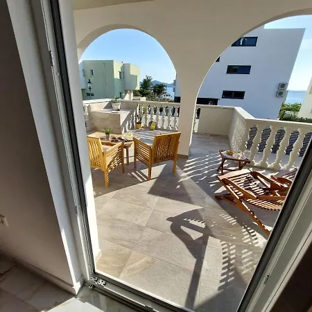 Oasis Апартаменты *